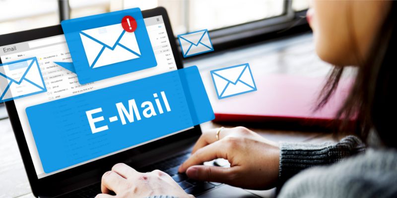 Liên hệ qua Email